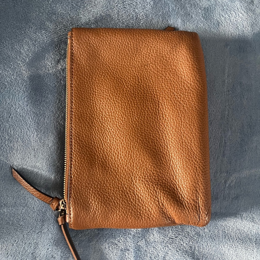 VINCE CAMUTO LEATHER POUCH WALLET NICE - Picture 2 of 7